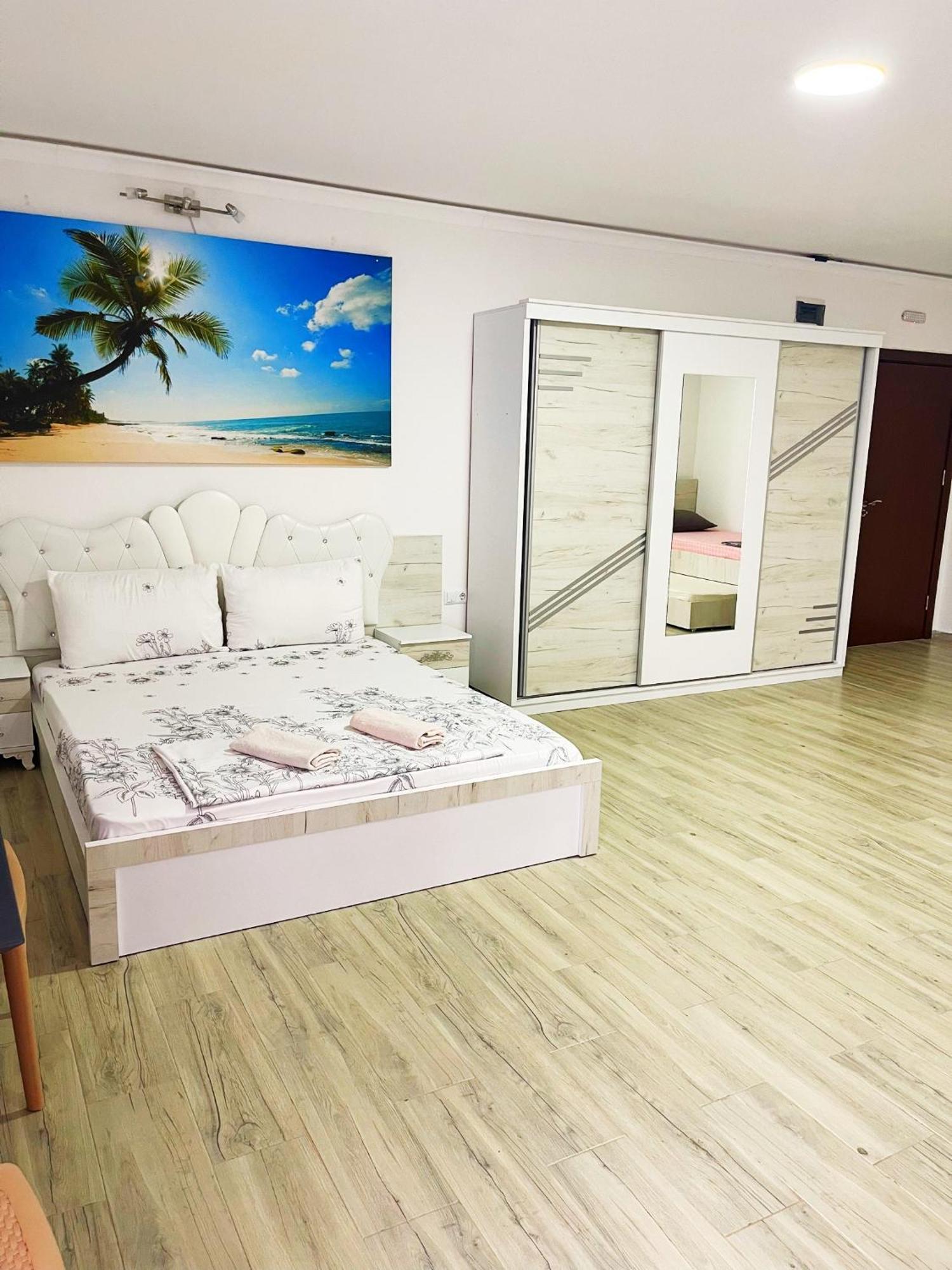 Infinity Plaza Hotel Gjakova Εξωτερικό φωτογραφία