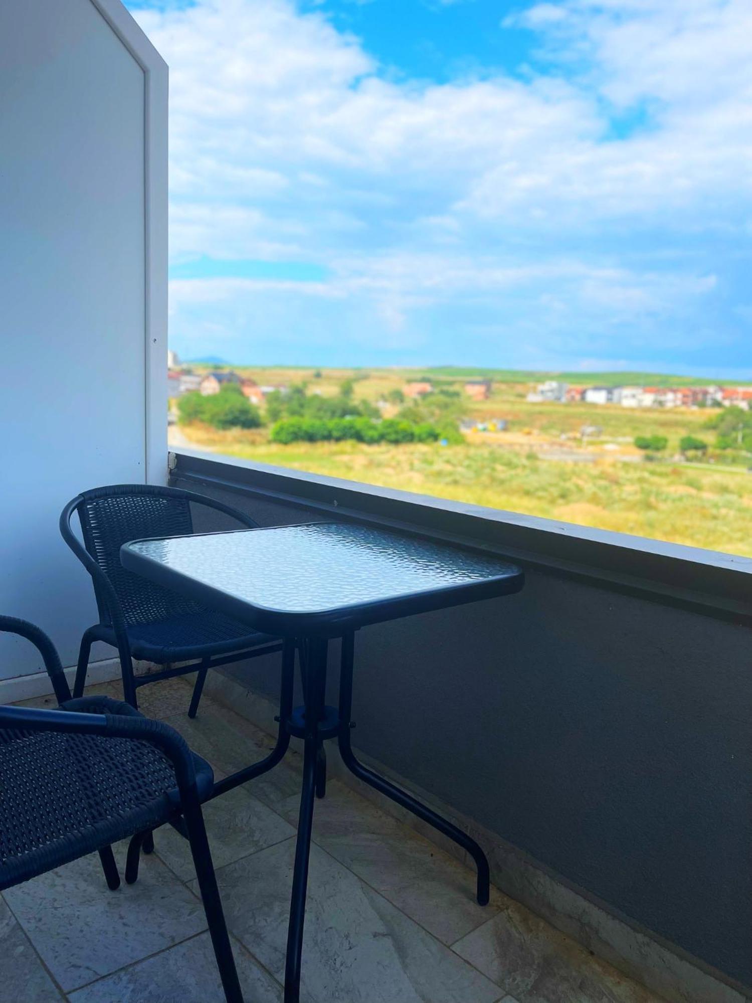 Infinity Plaza Hotel Gjakova Εξωτερικό φωτογραφία