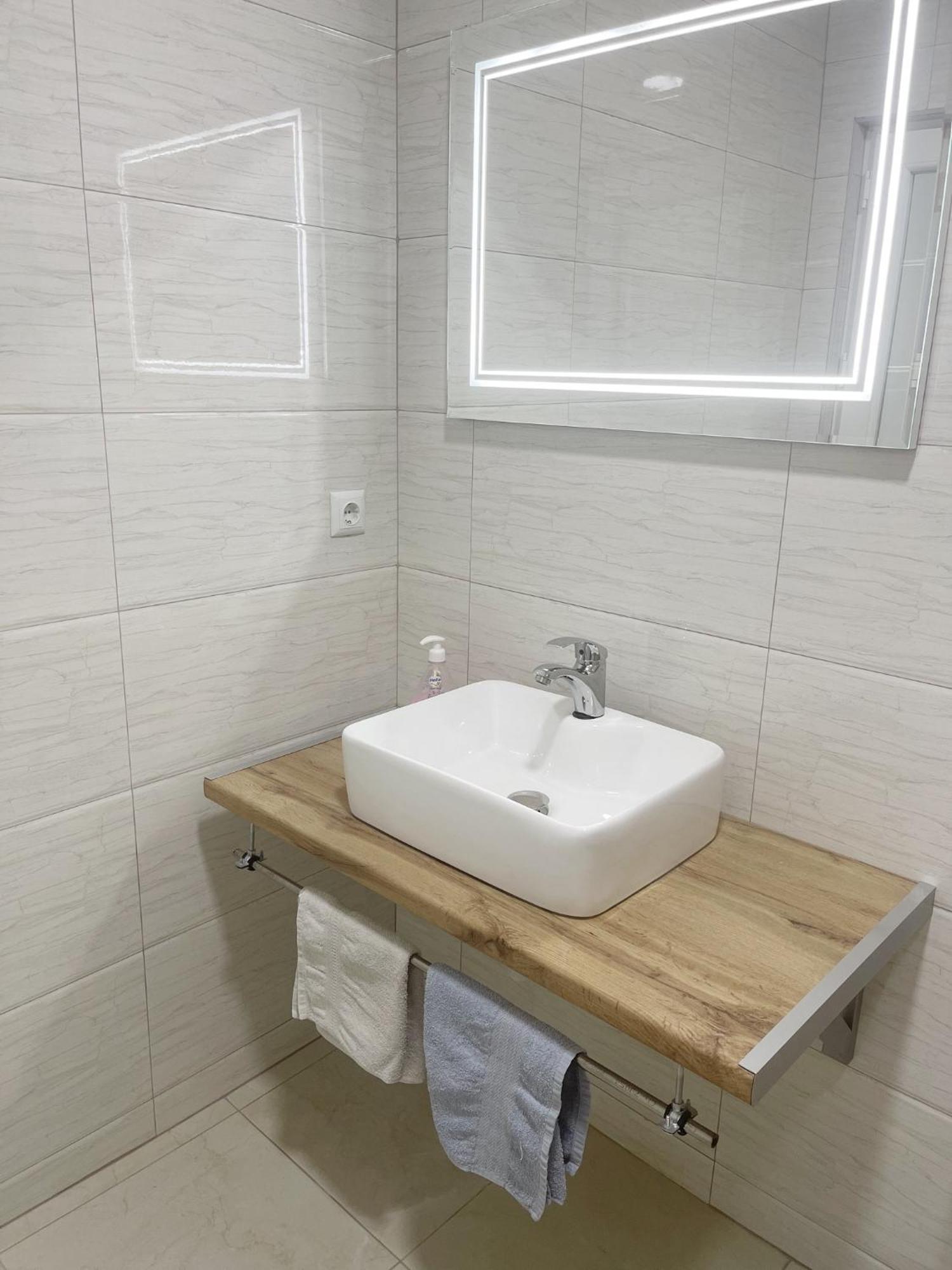 Infinity Plaza Hotel Gjakova Εξωτερικό φωτογραφία
