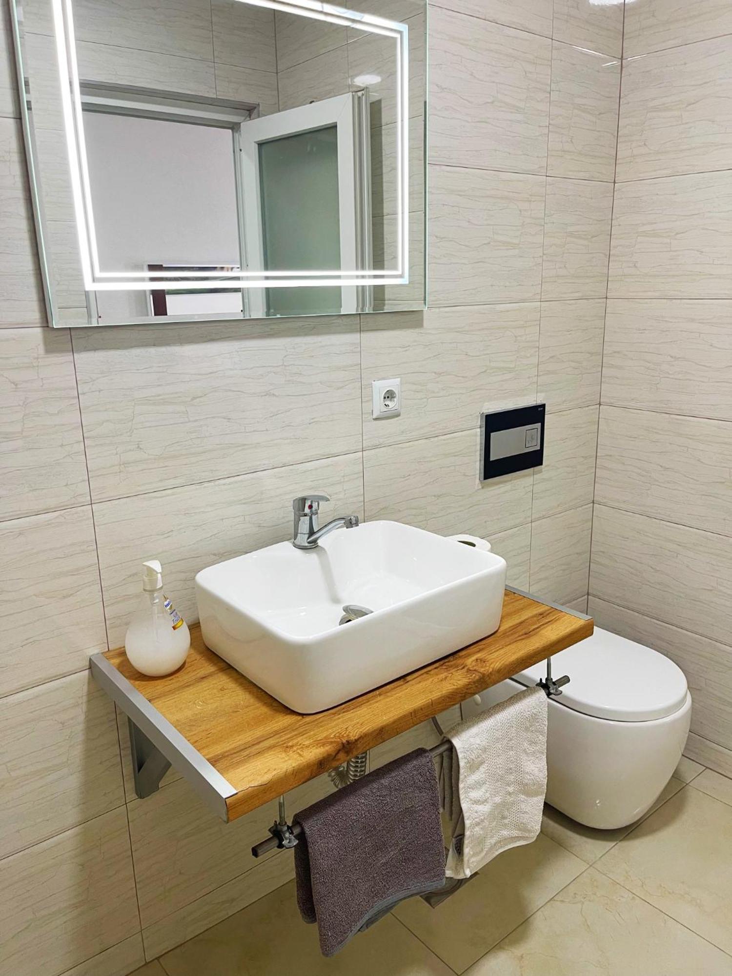 Infinity Plaza Hotel Gjakova Εξωτερικό φωτογραφία